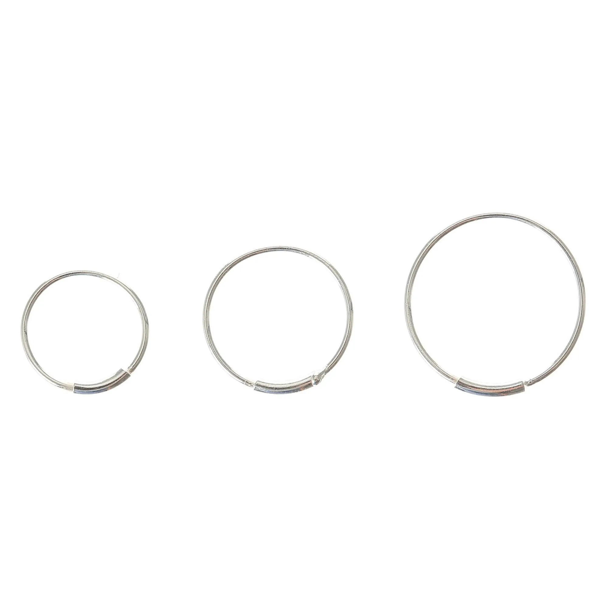 Claire's Bijoux Premium|Bijoux De Piercing-Anneaux de nez avec barre 0,6 mm de différentes tailles couleur argentée - Lot de 3