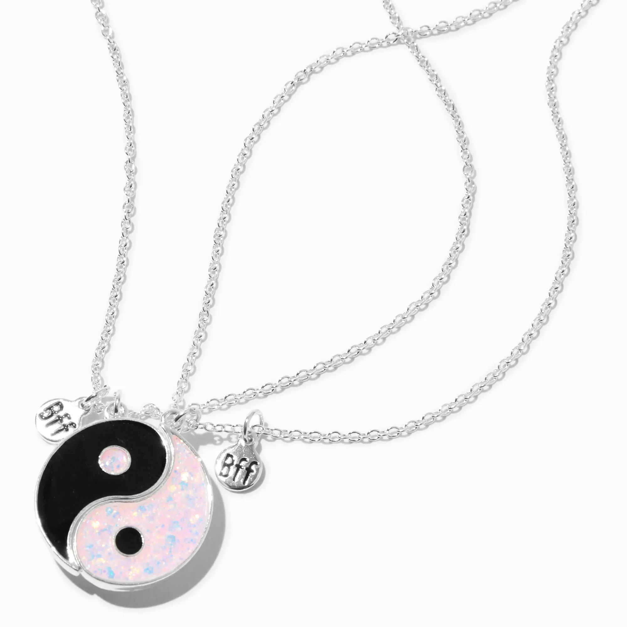 Claire's Colliers-Colliers à pendentif qui changent de couleur en réaction aux UV yin et yang best friends - Lot de 2