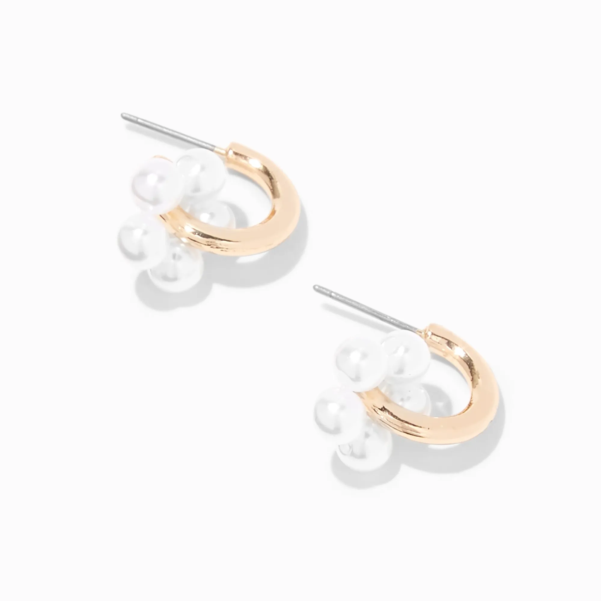 Claire's Anneaux-Créoles 30 mm fleurs en perles d’imitation couleur dorée